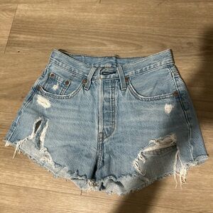 Levi’s Light Wash Denim Shorts